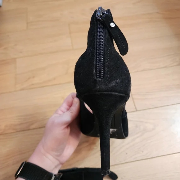 Jones NY Heels - Picture 11 of 12